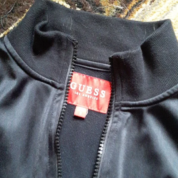 - Guess sweater - Picture 5 of 5